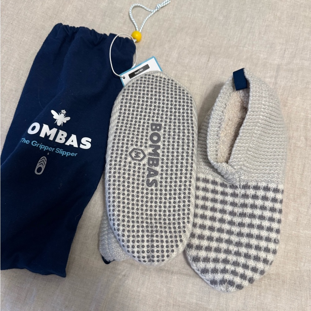 Bombas Gripper Slipper - women’s size M (for shoe size 9-11.5)